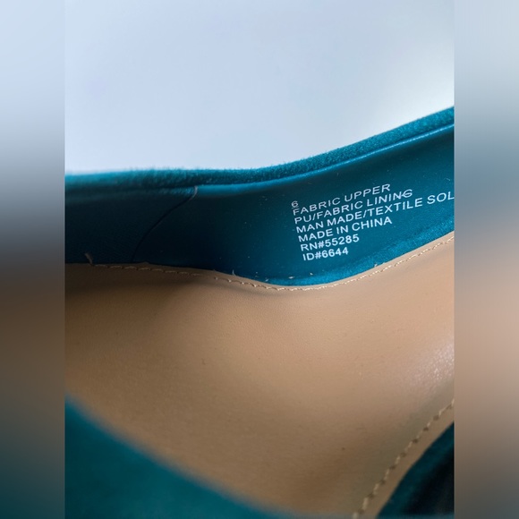 Express Woman’s Heels Green Pump Faux Suede Slingback - Picture 7 of 8